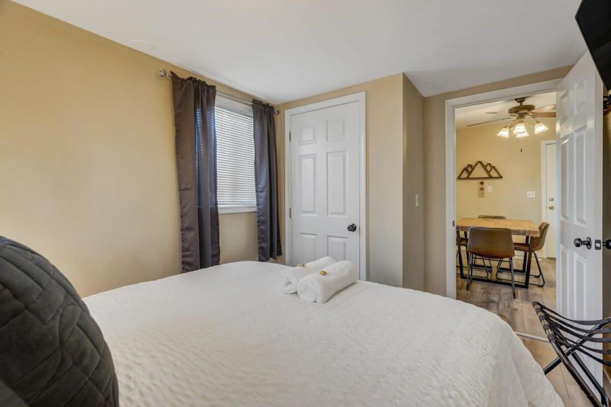 * Colorado Draft House * Smart Tvs * Self Entry * Villa Colorado Springs Bagian luar foto