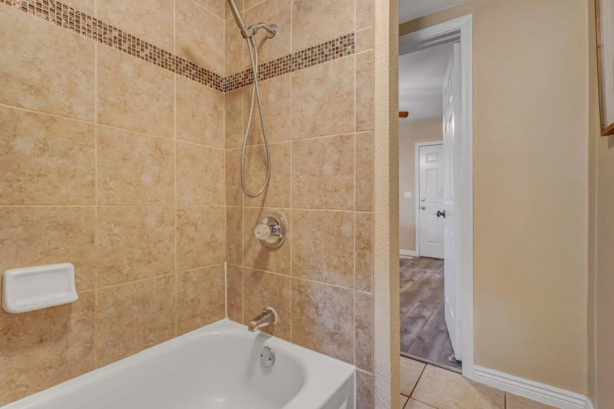 * Colorado Draft House * Smart Tvs * Self Entry * Villa Colorado Springs Bagian luar foto