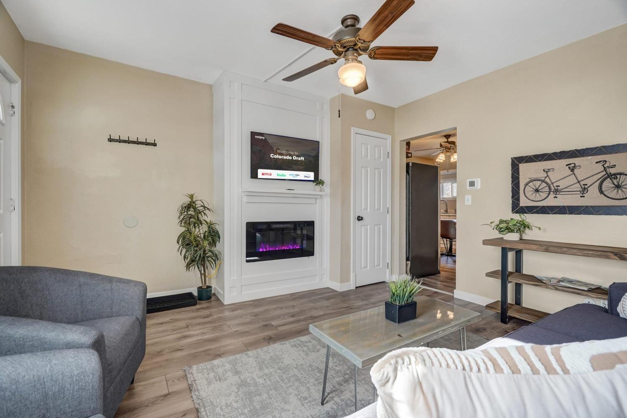 * Colorado Draft House * Smart Tvs * Self Entry * Villa Colorado Springs Bagian luar foto